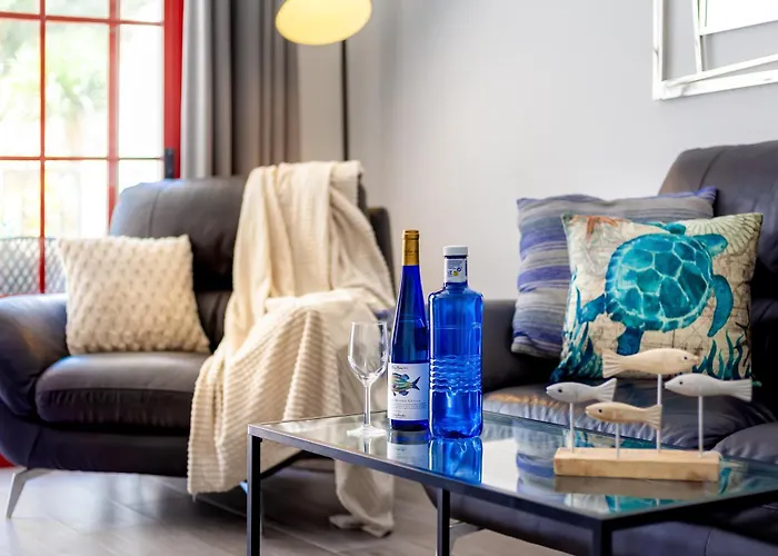 Semesterbostad Ocean Breeze 50 Meters To The